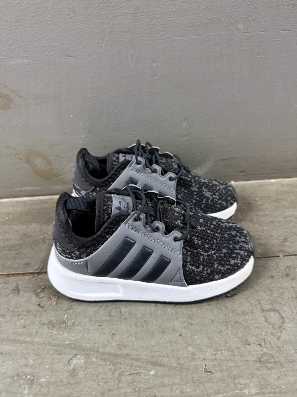 adidas Kids Black & Gray Knit Sneakers